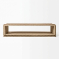 Table basse rectangulaire en chêne massif à cadre ouvert, base surélevée à profil bas, compartiment de rangement, finition chêne clair