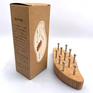 Gran Venta en Japón: Peine Gua Sha de 11 púas con mango de madera y acero inoxidable 304 para masaje y terapia de meridianos de abdomen y piernas - Product Image 4