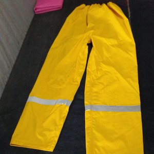 Conjunto de Impermeable y Pantalones de Lluvia Reflectantes One Heaven, Equipo Impermeable para Senderismo al Aire Libre, Talla Adulto, Diseño de Una Sola Capa de Cuero - Product Image 3