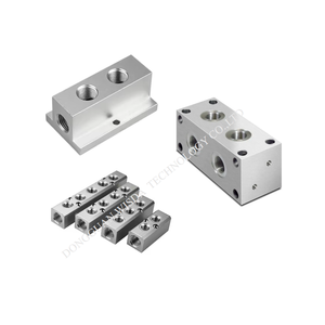 Vanne de collecteur <span class=keywords><strong>hydraulique</strong></span> en acier inoxydable personnalisée pour moissonneuses excavatrices usinées CNC par les fabricants - Product Image 2