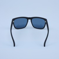 Lunettes de soleil carrées élégantes unisexes, lunettes de soleil de créateur professionnelles pour l'extérieur, verres polarisés UV400, lunettes de soleil de luxe