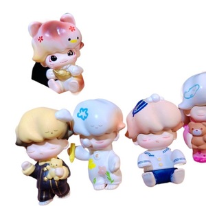Muñecas de PVC personalizables Dimoo Dreamland Beyond Cute DIY - Agujeros perforados para llaveros y correas de teléfono, juguetes de maternidad de moda - Product Image 5