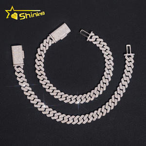 Disponibile in USA Bracciale Cubano in Argento 925 con Moissanite VVS da 8mm Gioielli Hip Hop per Uomo e Donna Bracciale Ghiacciato con Moissanite - Product Image 2