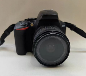 Cámara Digital Usada en Venta, D3500 Plus con Lente de 18-55 mm, Juego Completo - Product Image 5