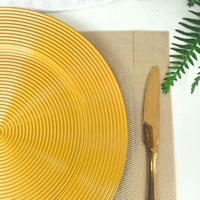 Assiettes de présentation en plastique 13 pouces (33 cm) – Or nacré et or rose, motif anneau – Durables, style luxe léger, pour extérieur, hôtel, mariage