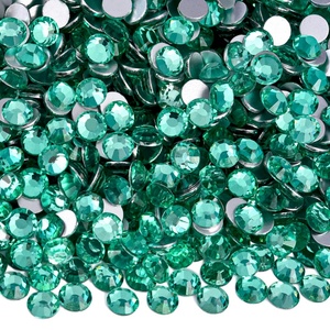 Strass à dos plat non thermocollants Oleeya en gros SS6-SS30 Couleurs spéciales Gemmes pour Noël Strass pour ongles Bling-bling - Product Image 3