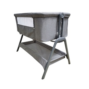 Cuna Mecedora para Bebé, Altura Ajustable, Cuna Colegiala Portátil, Cuna Moderna de Metal con Colchón y Almacenamiento - Product Image 4