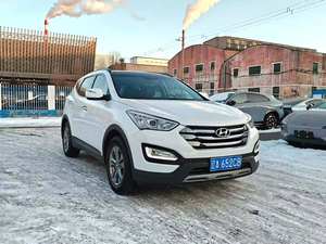 Prix de gros Voiture d'occasion <span class=keywords><strong>Hyundai</strong></span> <span class=keywords><strong>Santa</strong></span> <span class=keywords><strong>Fe</strong></span> 2.4L GLS 2WD Smart 5 places Automatique <span class=keywords><strong>SUV</strong></span> 2013 - Product Image 2