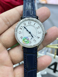 Lunette en diamant blanc montre pour femme haut de gamme Phase de lune Designer Logo personnalisé cadeau petite amie - Product Image 6