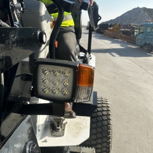 Евро 5/EPA 4 стандарты выбросов компактный 600 кг мини фронтальный колесный погрузчик <span class=keywords><strong>zl06</strong></span> с сертификатом CE - Product Image 6