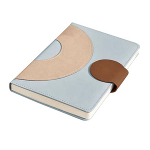 Carnet <span class=keywords><strong>en</strong></span> cuir A5 multicolore, bicolore avec boucle ronde - Idéal pour les cadeaux personnalisés et l'usage quotidien - Product Image 1
