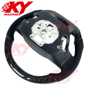 Volante Deportivo con Pantalla LED RPM, Empuñaduras de Fibra de Carbono Forjada y Gamuza para Ford F150 F250 F350 Ranger Raptor R XLT LT 2014-2025 - Product Image 3