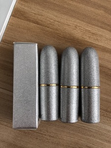 <span class=keywords><strong>Pintalabios</strong></span> tipo bala de alta calidad, lápiz labial <span class=keywords><strong>plateado</strong></span> mate con etiqueta privada - Product Image 4