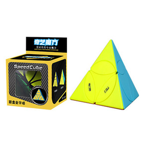 Qiyi SpeedCube Pyramid Cube Jaune Bleu Jouet éducatif pour adolescents de 7 à 14 ans Jeu de puzzle stimulant le cerveau - Product Image 2