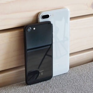 Venta al por mayor de 5,5 pulgadas de grado A + original desbloqueado de segunda mano para 8 <span class=keywords><strong>Plus</strong></span> 256GB versión de EE. UU. <span class=keywords><strong>Precio</strong></span> bajo - Product Image 2