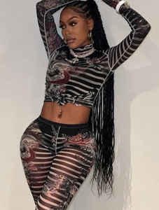 ชุดเสื้อผ้า2ชิ้นสำหรับผู้หญิงชุดเสื้อเอวลอยและกางเกงขาบานผ้าตาข่ายเซ็กซี่พิมพ์ดิจิตอล - Product Image 1