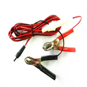 18AWG Ekstensi 12 Volt Baterai Dc Belakang 10a Kabel Daya Panel Laki-laki Menyatu dengan Klip Sekring Konektor Otomatis