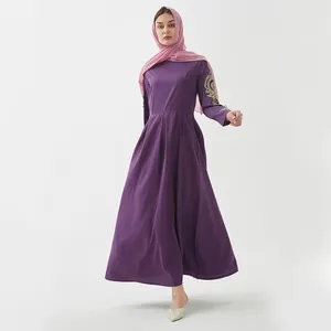 2024 đính cườm chi tiết váy abaya của phụ nữ với khăn trùm đầu và khăn trùm đầu phong cách Boho chic