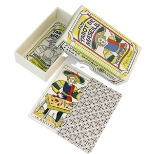 Vente en gros <span class=keywords><strong>de</strong></span> cartes à jouer <span class=keywords><strong>de</strong></span> <span class=keywords><strong>tarot</strong></span> rétro <span class=keywords><strong>de</strong></span> haute qualité, personnalisées, à la mode, avec boîte à couvercle et base - Product Image 1