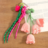 En gros, Breloque de sac et Pendentif porte-clés de voiture en laine au crochet fait main, motif Muguet, avec cordon noué en forme de cœur, style niche