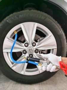 High-quality brass tire <b>tool</b> chuck self-locking air chuck for tires - Product Image 3