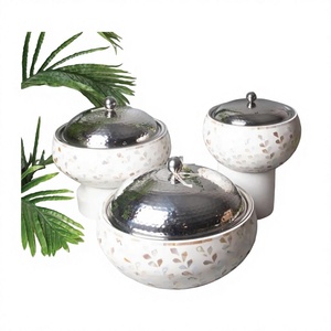 Ensemble de trois chauffe-plats ronds en nacre de qualité supérieure, faits à la main, avec nouveau support en bois - Product Image 1