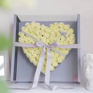 Boîte à <span class=keywords><strong>fleurs</strong></span> extra grande claire de luxe <span class=keywords><strong>xxl</strong></span> 99 bouquet de roses emballage boîte-cadeau coeur carré acrylique avec couvercle transparent transparent - Product Image 5