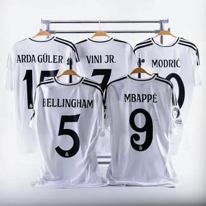 เสื้อฟุตบอลเชฟเชนโกสำหรับผู้ใหญ่ โพลีเอสเตอร์ 100% ระบายอากาศได้ดี ซิปแบบลูกไม้ พิมพ์ลายด้วยความร้อน คอกลม ทรงปกติ ยูนิเซ็กซ์ ลายทาง - Product Image 6