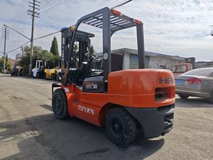 2.5/3/5/7/10/15/16/25/30-Ton <b>Used</b> Diesel HELI TCM KOMATSU CPCD30 H2000 Forklift Triple Master ISUZU japanese ENGINE side shift - Product Image 4