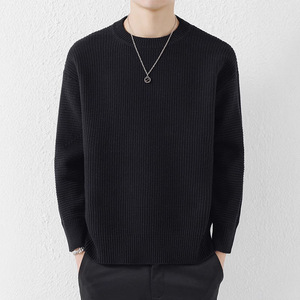 Pull en maille gaufrée de coton personnalisé pour hommes, col rond épais 7GG, chaud pour l'hiver, tricot haut de gamme, pull OEM pour le printemps, vente en gros - Product Image 4