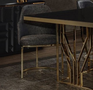<span class=keywords><strong>Tavolo</strong></span> da <span class=keywords><strong>Pranzo</strong></span> di Lusso in Acciaio Inox Dorato con <span class=keywords><strong>Vetro</strong></span> Temperato Nero per Ristorante Casa Hotel <span class=keywords><strong>e</strong></span> Feste - Product Image 6