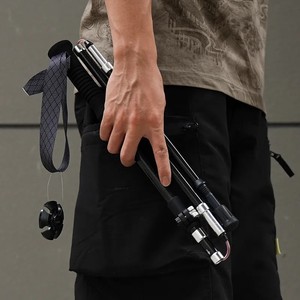 Bastones de Trekking de Fibra de Carbono para Senderismo al Aire Libre, Diseño Telescópico, Antideslizantes, con Mango de Espuma EVA de Tres Secciones y Absorción de Impactos - Product Image 3