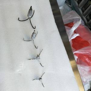 Hameçons triples lestés pour la pêche en gros avec pointes rondes et aiguisées, options avec ou sans ardillons - Product Image 5