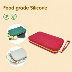 Large Capacity Portable Cosmetic Storage Bag With Zipper Waterproof Silicone Makeup Brush Pouch Soft Handle Candy Pattern Print - Product Image 2