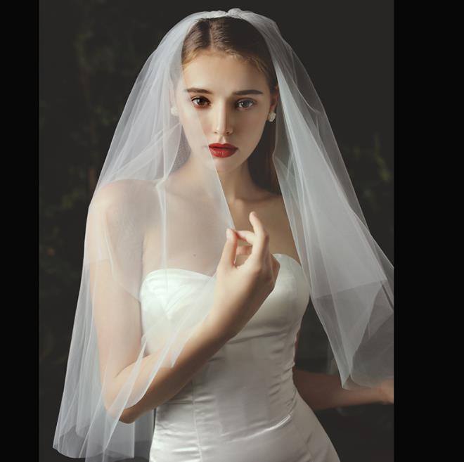 New bride wedding dress wedding long veil Party Decorations