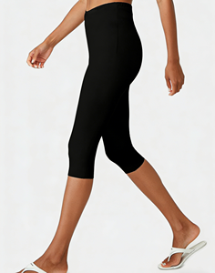 Lot de 2 leggings capri taille haute pour femmes grandes tailles – Élastique à la taille, couleur unie, longueur genou, en polyester et élasthanne, noir et gris chiné - Product Image 1