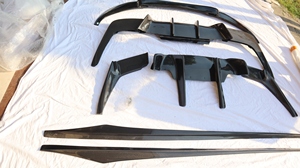 Kit carrosserie carbone style V : lèvre avant, diffuseur arrière et jupes latérales pour BMW Série 6 <span class=keywords><strong>F06</strong></span> F12 F13 640i <span class=keywords><strong>650i</strong></span> - Product Image 2