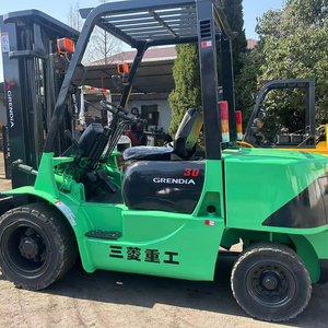 รถยกดีเซล Komatsu FD30 มือสองคุณภาพสูง 3 ตัน พร้อมเสากระโดงสองท่อน ยางตัน ผลิตในญี่ปุ่น พร้อมความสามารถสำหรับงานออฟโรดในเซี่ยงไฮ้ - Product Image 6