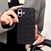 Coque de téléphone en silicone souple noir mat avec texture froissée 3D effet feuille d'étain pour iPhone 18 Pro Max 17 16 15 Plus – Tendance et stylée