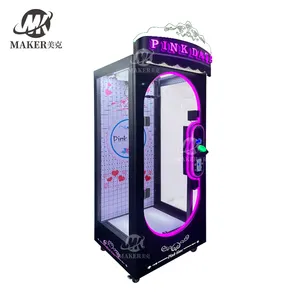 Indoor Pink Date Doll Aluminum Scissors Cut Prize Gift Machine Vending Coin Operated Skill Arcade Game Machines