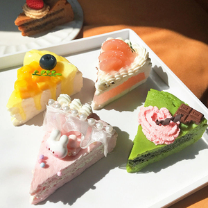 เค้กจำลองน่ารัก ของเล่น TPR สำหรับตกแต่งบ้านตุ๊กตา ของเล่นบีบคลายเครียด ชีสเค้กบีบได้ เหมาะสำหรับเด็กอายุ 5-7 ปี YS - Product Image 2