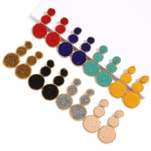 Orecchini decorativi di moda con perline appesi a mano con cuciture colorate per donne e ragazze bohémien rotonde con perline - Product Image 2