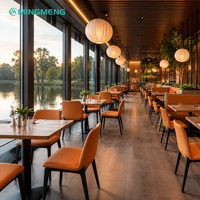 Ensemble de sièges de restaurant de style bar américain, tables carrées, chaises, tabourets de bar, mobilier commercial moderne en bois massif