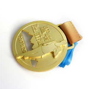 Medallas de Premio con logotipo personalizado de fábrica OEM con cinta en blanco oro plata bronce honor ciclismo correr maratón medalla deportiva de metal - Product Image 1