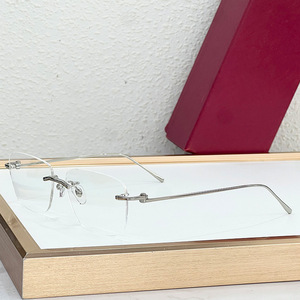 Montura de Gafas para Hombre, Sin Aro, de Aleación de Titanio con Memoria, Rectangular, con Protección Anti Luz Azul, Modelo CT03182MS - Product Image 3