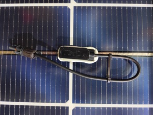 ขายส่งแผงโซลาร์เซลล์ราคาถูก มีสินค้าในสต็อก ราคาดีที่สุด 700w 710w 720w โมโนโซลาร์เซลล์ประสิทธิภาพสูง - Product Image 3