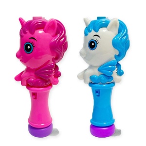 Baguettes à Bulles de Poisson de Dessin Animé avec Lumière, Mini Baguette à Bulles, Jouet Lumineux avec Solution à Bulles de 95ml - Product Image 3