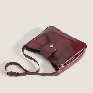 Sac bandoulière en cuir ciré multicolore Fourre-tout grande capacité Rétro littéraire - Product Image 2