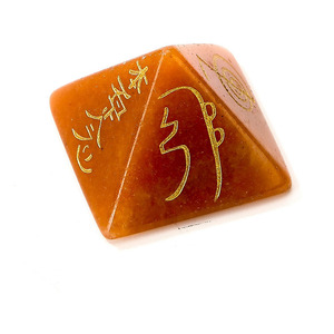 Juego de Piedras Curativas de Cristal Reiki con Pirámides Grabadas Naturalmente, Cho Ku Rei, Sei Hei Ki, Hon Sha Ze <span class=keywords><strong>Sho</strong></span> Nen, Dai Ko Myo 25mm * 20mm - Product Image 5