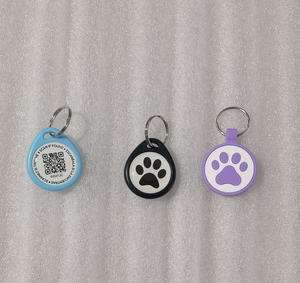 Tùy chỉnh giá rẻ bền Dog & Cat QR mã thông minh Pet ID thẻ tên rắn thân thiện với môi ABS Trọng lượng nhẹ - Product Image 3